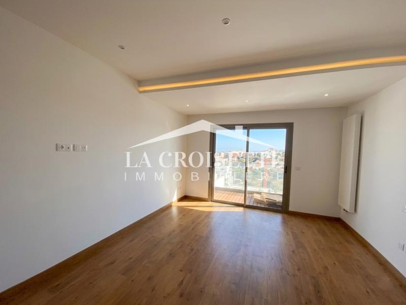 Penthouse S+3 vue sur mer à Gammarth